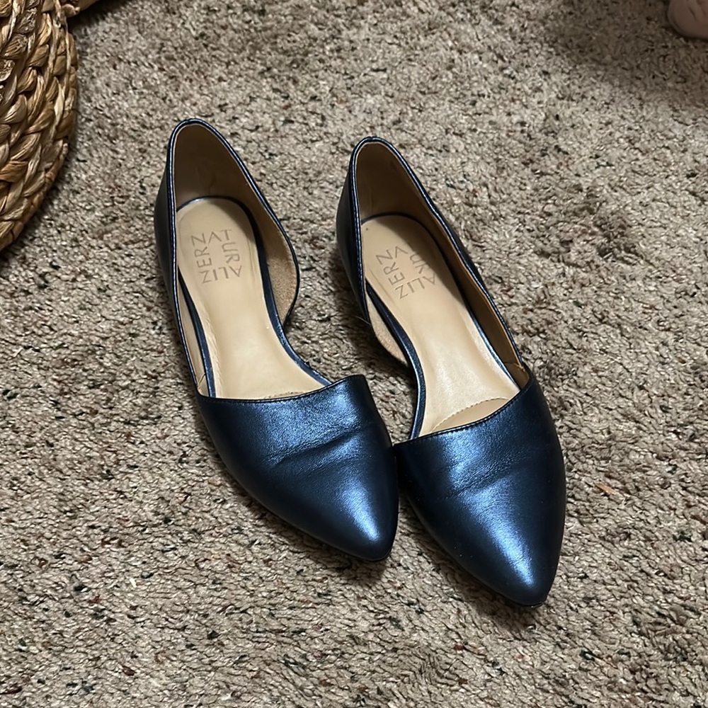 Naturalizer Blue Flats Sleek Elegant Design